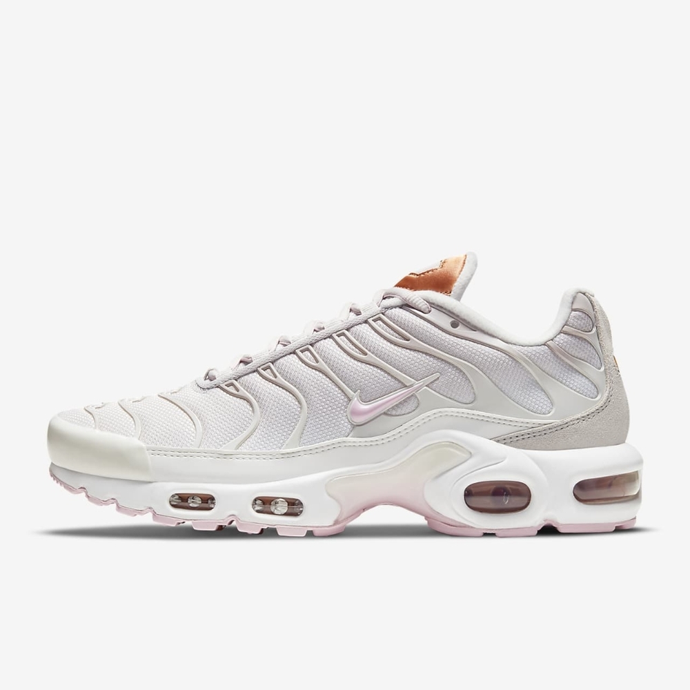 Women's Nike Air Max Plus Shoes